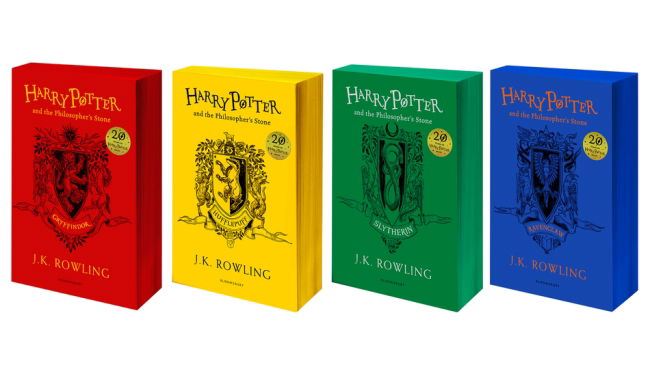Copertina di Harry Potter festeggia 20 anni con le nuove edizioni dedicate alle Case di Hogwarts