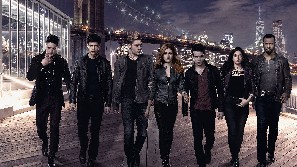 Copertina di Shadowhunters è stata cancellata: l'ultima stagione nel 2019