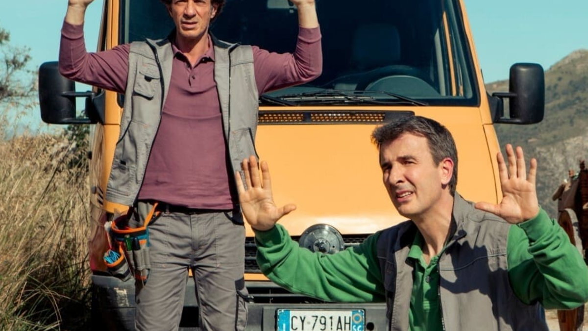 Immagine di Dov'è stata girata Incastrati? Le location siciliane della serie Netflix di Ficarra e Picone