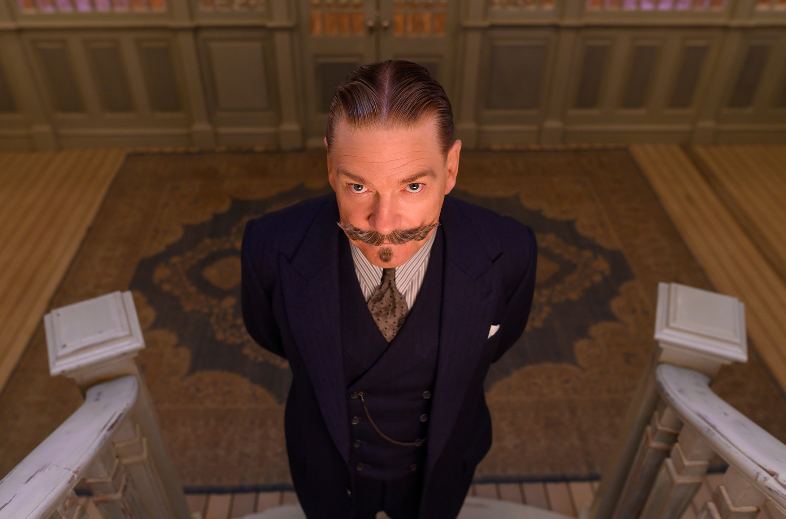 Immagine di Assassinio sul Nilo, la recensione: il Poirot di Branagh diventa più cupo, moderno e personale