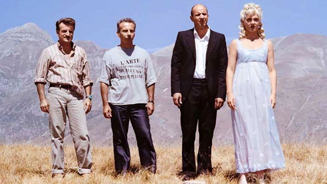 Copertina di 'Così è la vita' è tratto da una storia vera? No, ma ecco il perché di questo titolo per il film di Aldo, Giovanni e Giacomo