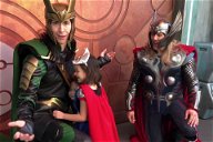 Copertina di Loki accompagna i bambini in tour a Disneyland: il video virale