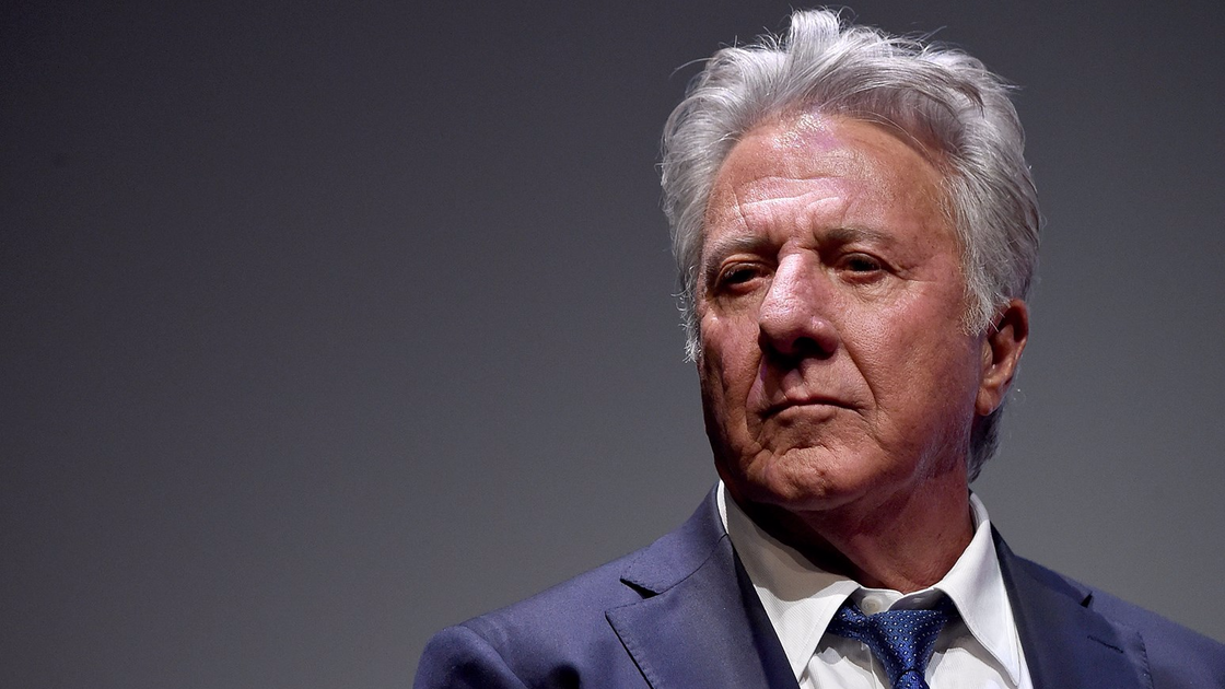 Copertina di Dustin Hoffman accusato di molestie da una seconda donna