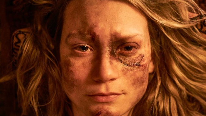 Copertina di Le prime immagini di Mia Wasikowska nel film Judy and Punch