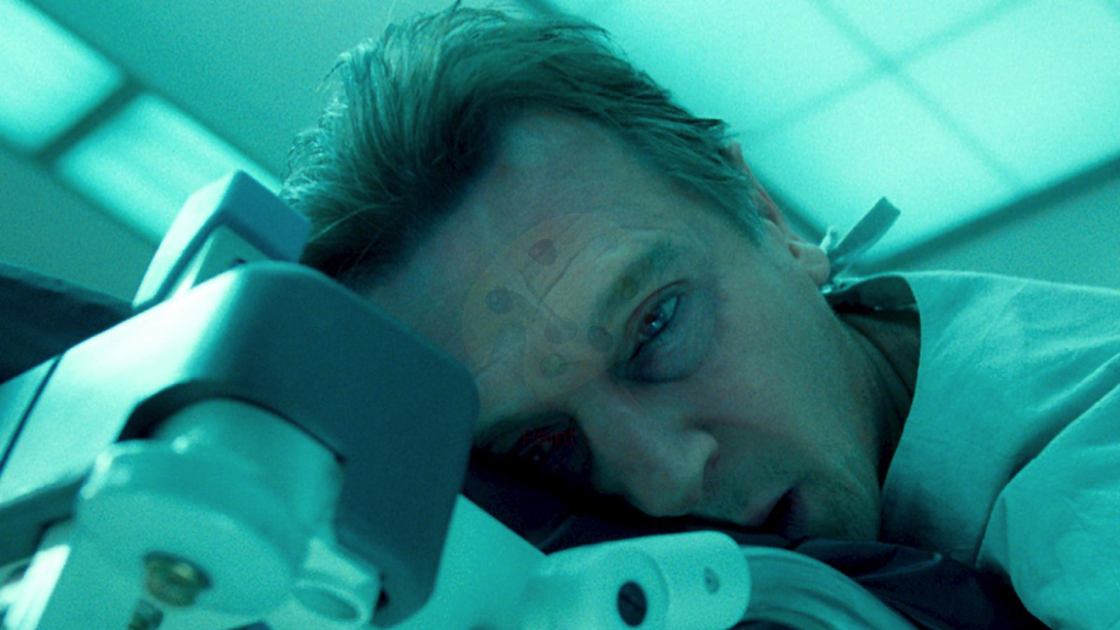 Copertina di Unknown - Senza Identità, il finale del film con Liam Neeson