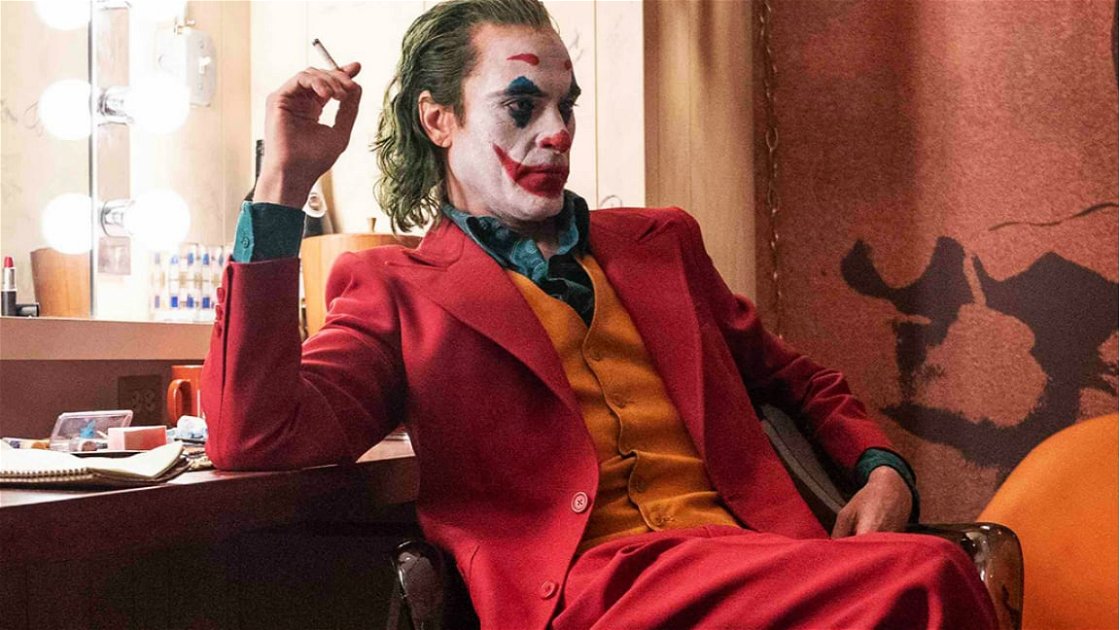 Copertina di Joker: Joaquin Phoenix svela la sua teoria sul finale del film