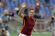 Copertina di C'è solo un Capitano: ecco com'è cambiato Francesco Totti in 20 anni di FIFA