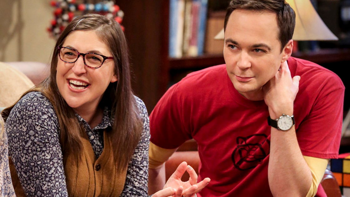 Copertina di The Big Bang Theory, Mayim Bialik accettò la parte di Amy per non perdere l'assicurazione sanitaria
