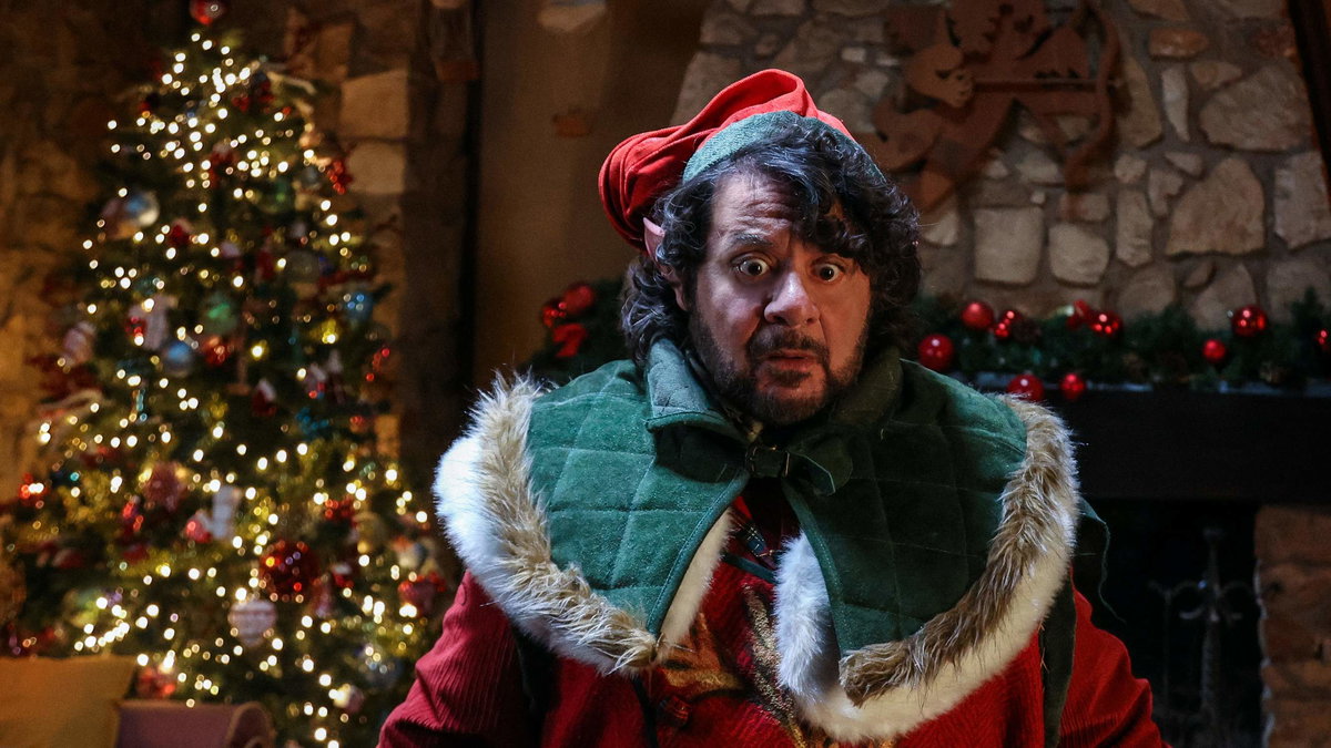 Immagine di Elf Me con Lillo protagonista: ecco il nuovo film natalizio di Prime Video [TRAILER]