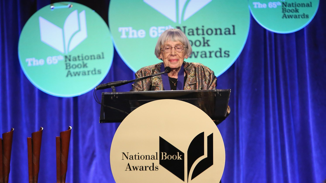 Copertina di La scrittrice di fantascienza Ursula K. Le Guin è morta a 88 anni