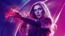 Copertina di Elizabeth Olsen: "Girare i film Marvel mi imbarazza"