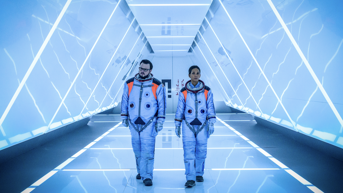 Immagine di Cos'è la megastruttura di Moonfall: l'incredibile teoria alla base del film di Roland Emmerich