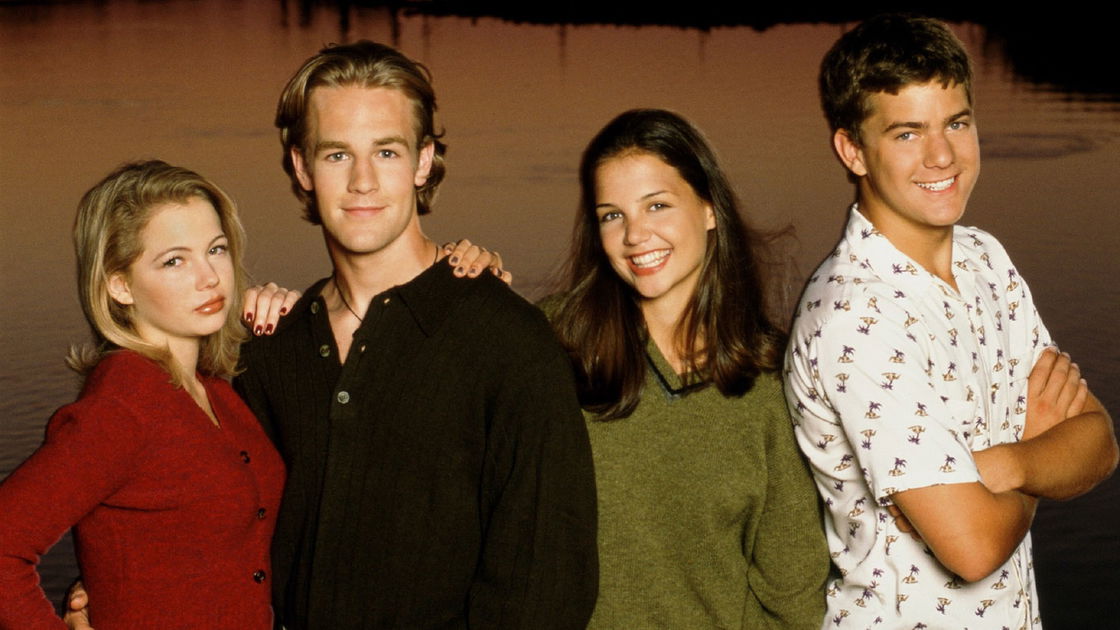 Copertina di James Van Der Beek cerca di spiegare Dawson's Creek alla figlia