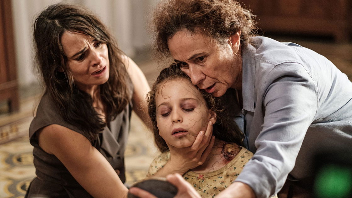Copertina di Il legame: l'horror Netflix ambientato in Puglia con Riccardo Scamarcio