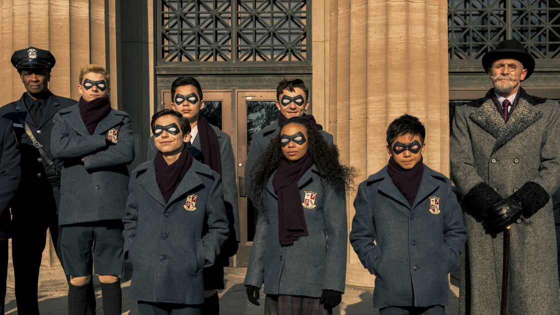 Copertina di Umbrella Academy: la linea di abbigliamento realizzata da Hot Topic