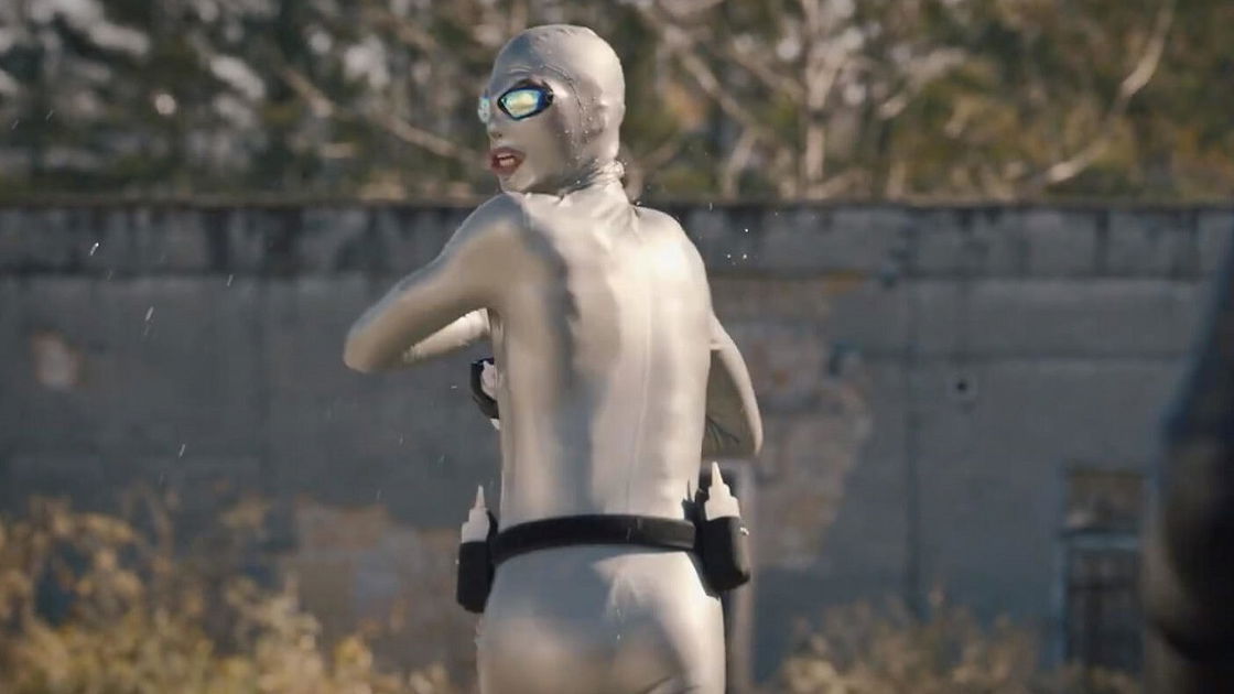 Copertina di Watchmen, svelata l'identità di Lube Man