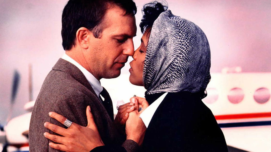 Copertina di The Bodyguard: Kevin Costner rivela che la Principessa Diana voleva partecipare al sequel