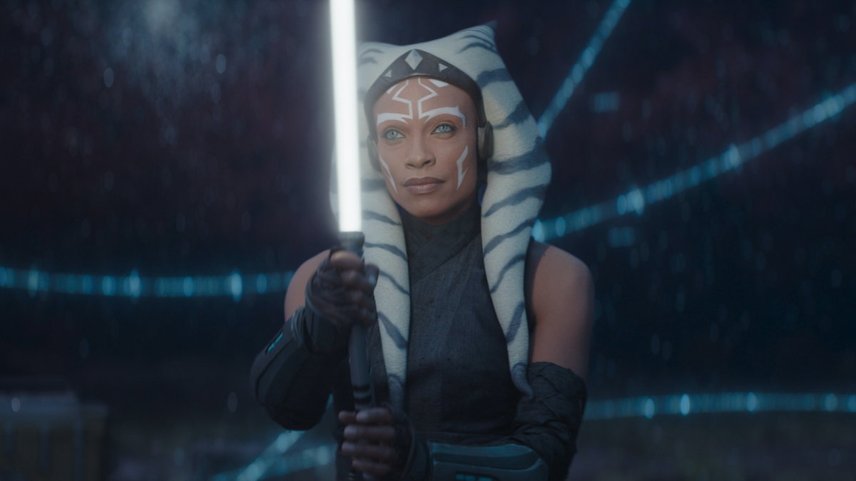 Immagine di Ahsoka si ispira a Gandalf, le parole di Rosario Dawson