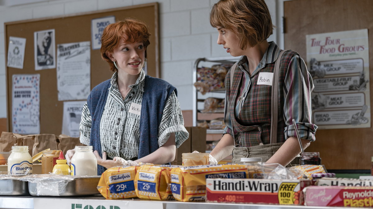 Immagine di Stranger Things 5, la vita amorosa di Robin non convince Maya Hawke [VIDEO]