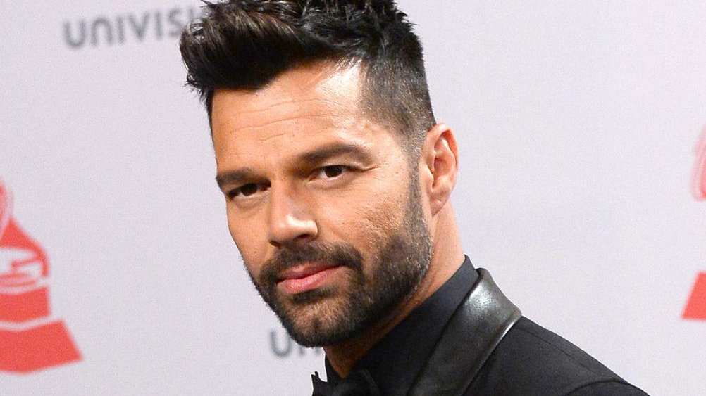 Copertina di American Crime Story 3: Ricky Martin sarà il partner di Versace