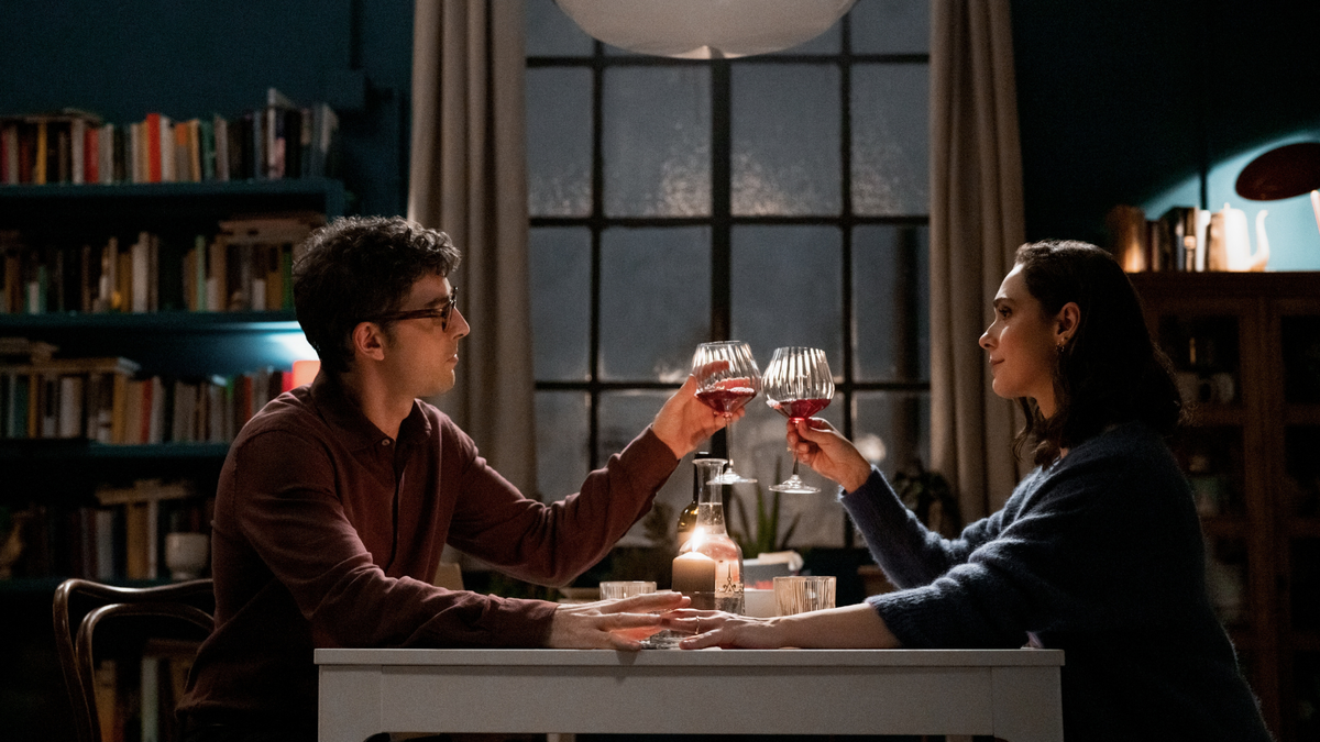 Immagine di Fedeltà: il finale spiegato della serie italiana di Netflix