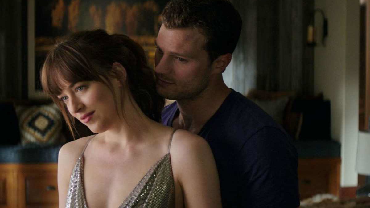 Immagine di La protagonista di Cinquanta sfumature di grigio tormentata sul set dall'autrice del libro