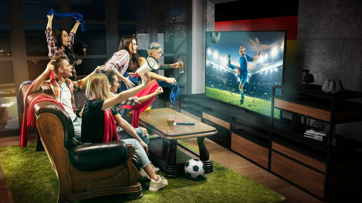 Immagine di Sky TV + Sky Sport in super sconto, e in regalo una Xbox Series S!