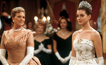 Copertina di Pretty Princess: 20 curiosità sul film con Anne Hathaway e Julie Andrews