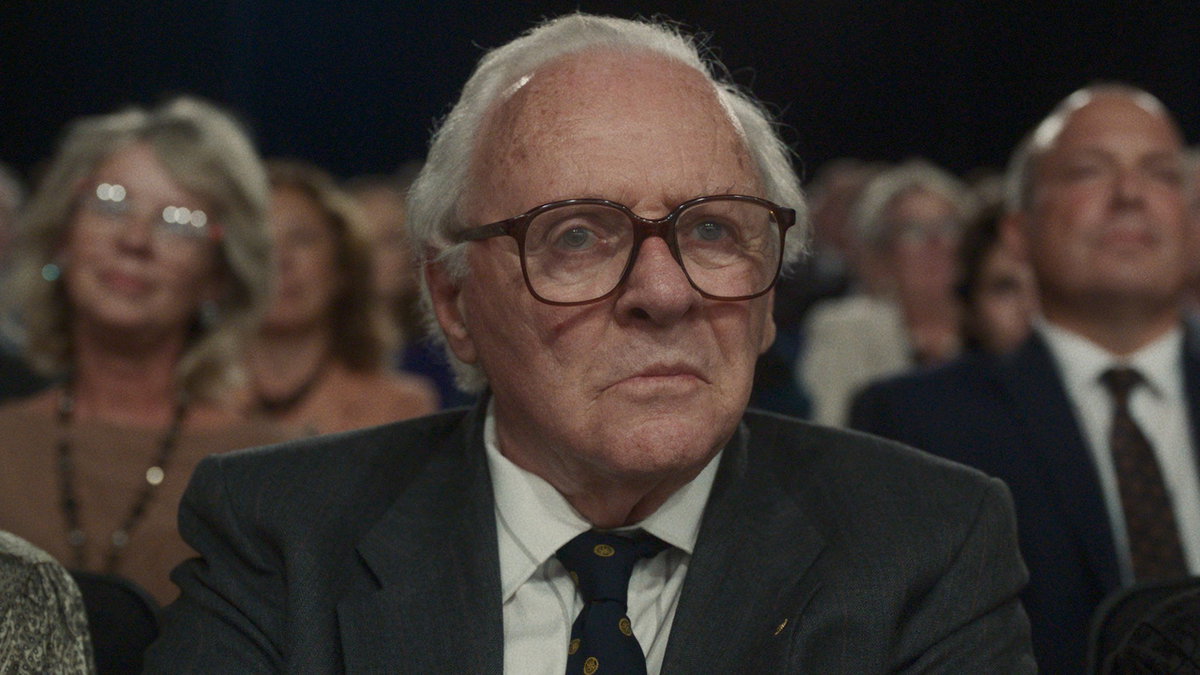 Immagine di One Life, recensione: Anthony Hopkins in un film dalla risonanza storica