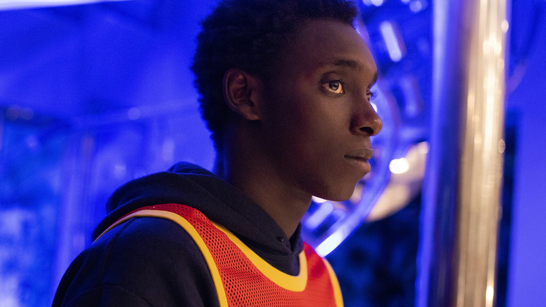 Copertina di Zero: il finale e le domande senza risposta della serie Netflix
