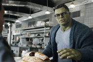 Copertina di Avengers: Infinity War, ecco la scena tagliata in cui si sarebbe presentato il Professor Hulk