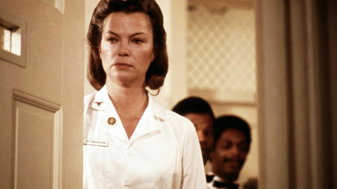 Copertina di Sarah Paulson e Ryan Murphy insieme per una serie su Nurse Ratched