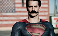 Copertina di Superman, i baffi rimossi in Justice League e l'ironia del web