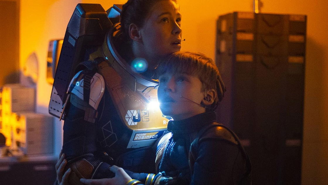 Copertina di Lost in Space 2, l'astronave trasformata in una barca a vela nel trailer finale
