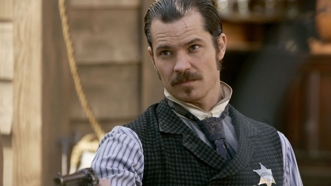 Copertina di The Mandalorian 2: Timothy Olyphant indosserà l'armatura di Boba Fett, le ipotesi sul ruolo
