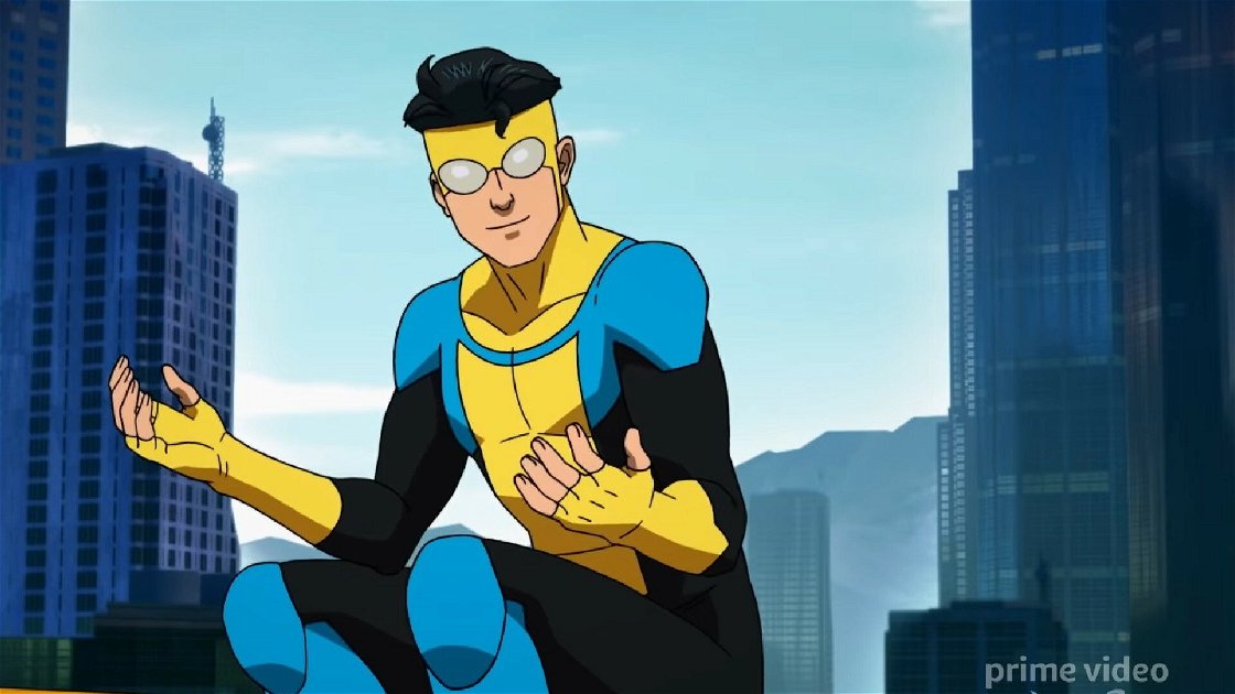 Copertina di Invincible, la serie animata Amazon sul supereroe di Robert Kirkman