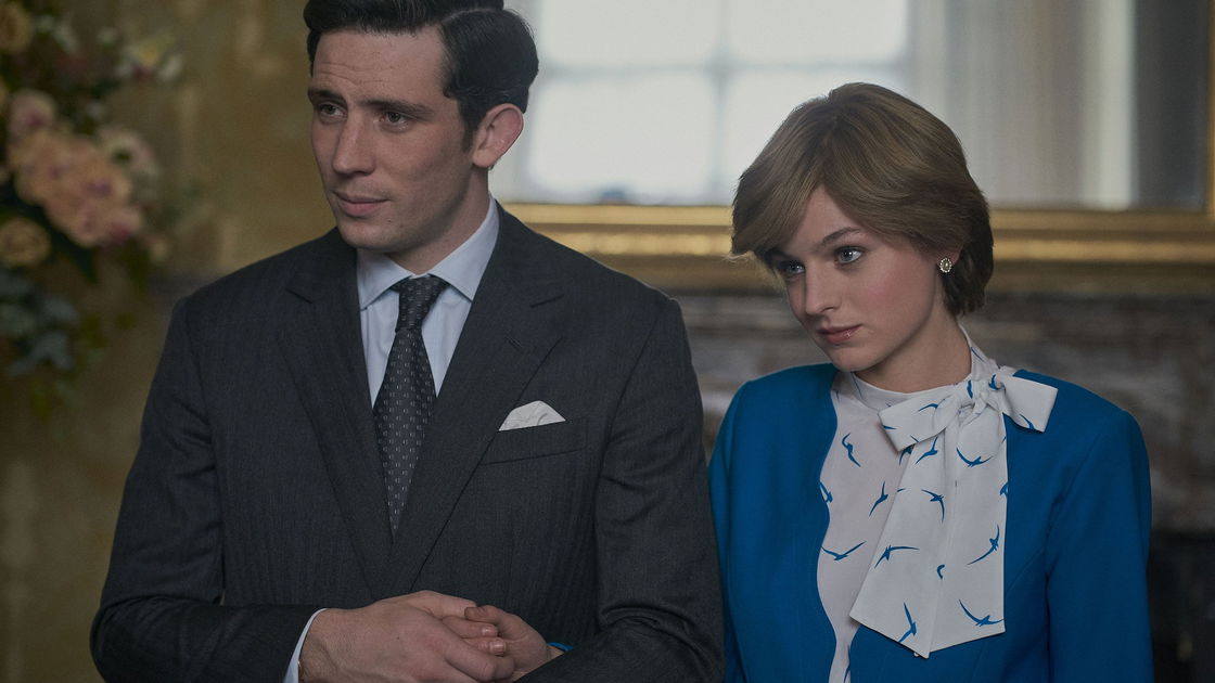 Copertina di The Crown, Netflix risponde alle polemiche: “Non aggiungeremo nessuna comunicazione”