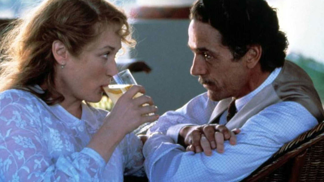 Copertina di La casa degli spiriti: 5 curiosità sul libro di Isabel Allende che ha ispirato il film