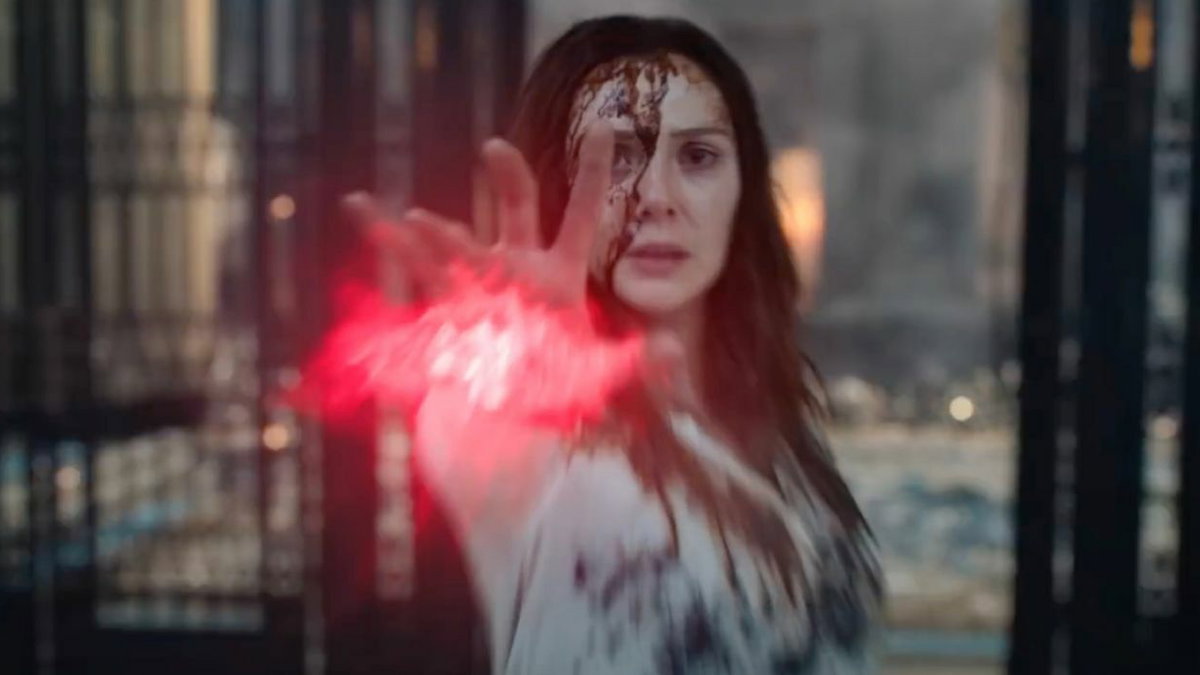 Immagine di Nel 2015 Elizabeth Olsen aveva svelato la trama di Doctor Strange 2