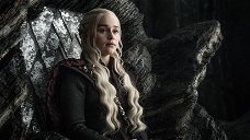 Copertina di I fan di Game of Thrones raccolgono fondi per #SameYou di Emilia Clarke (al grido Giustizia per Daenerys!)