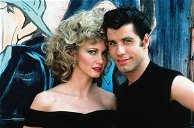 Copertina di Grease, l'emozionante reunion di John Travolta e Olivia Newton-John dopo 41 anni