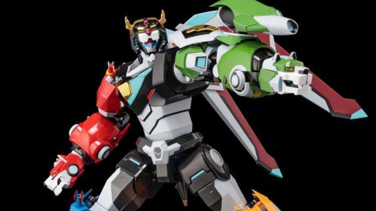 Immagine di Sentinel rivela il nuovo Voltron, realizzato in metallo e alto ben 30 cm