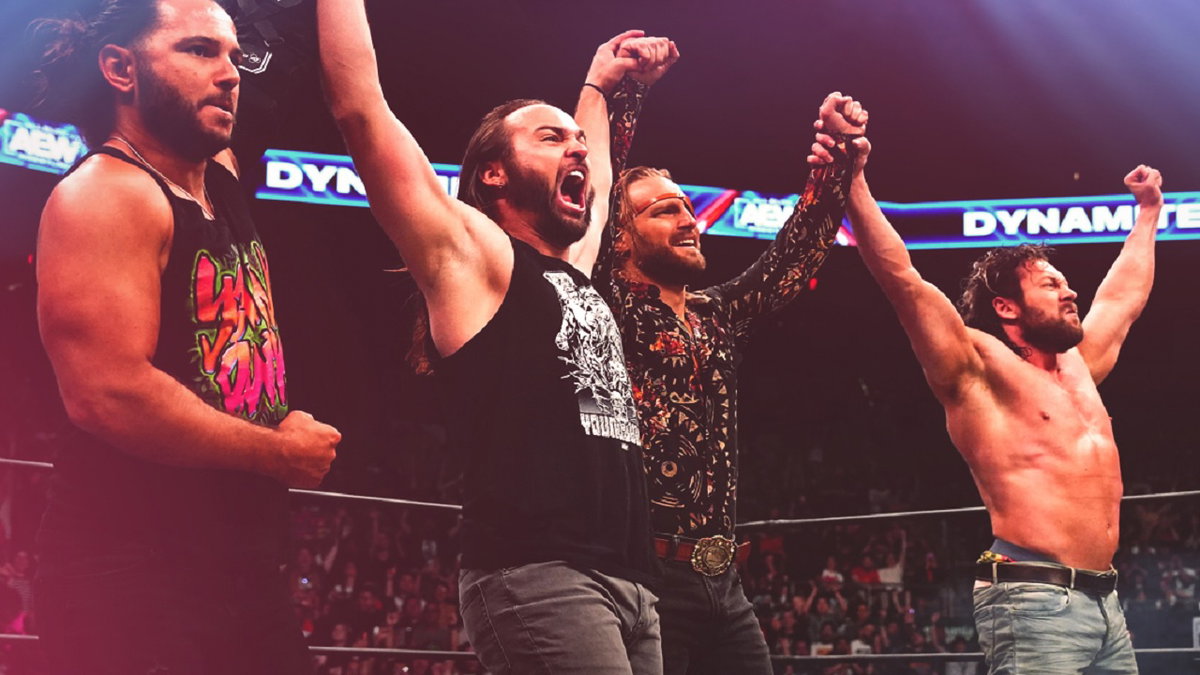 Immagine di Kenny Omega e altre 3 superstar rinnovano con la AEW
