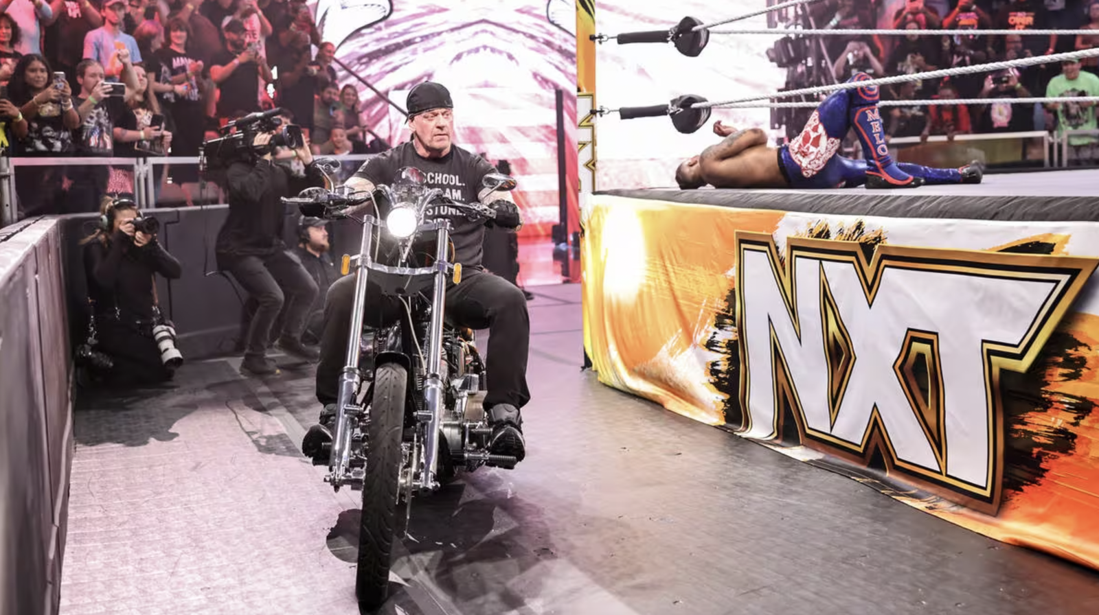 Immagine di Undertaker è tornato in WWE: cosa ha fatto a NXT [VIDEO]