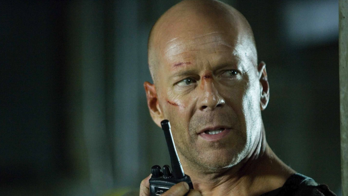 Immagine di Bruce Willis e Deepfake, l'attore smentisce l'accordo