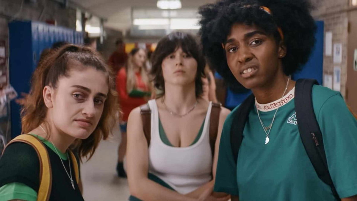 Immagine di Bottoms, recensione: un teen drama poco teen e molto drama