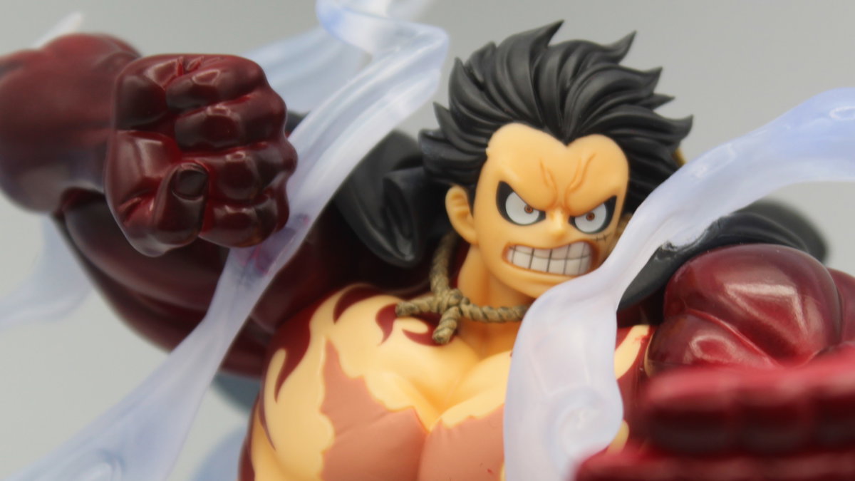 Immagine di Luffy Gear 4 Figuarts Zero, recensione: una statua che esplode di potenza