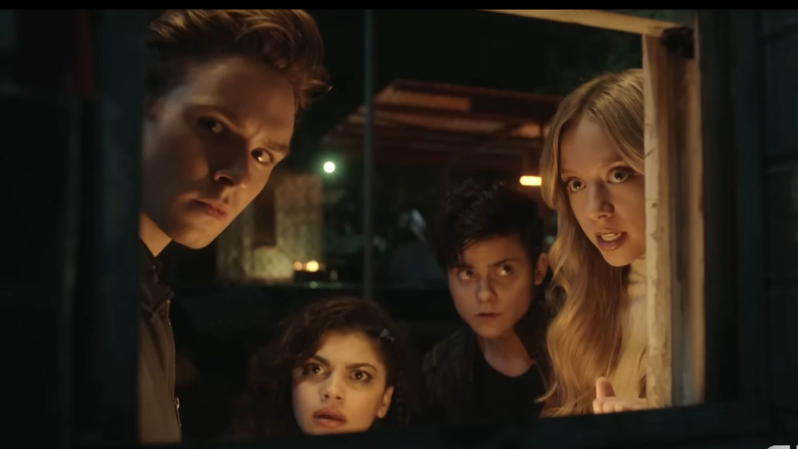 Immagine di Nella serie TV Gotham Knights, il figlio di Batman è in cerca del killer [TRAILER]