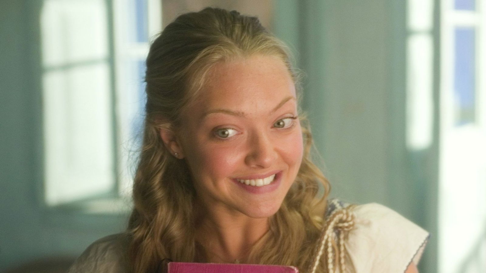 Immagine di Amanda Seyfried: "A 19 anni nuda sul set: volevo tenermi il lavoro"