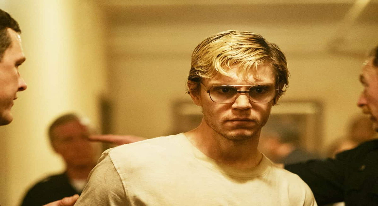 Immagine di Dahmer: eBay blocca la vendita di costumi ispirati al killer